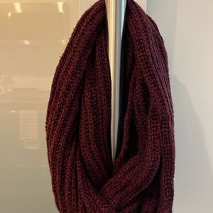 Madewell Wine Marbled Infinity Wool Scarf